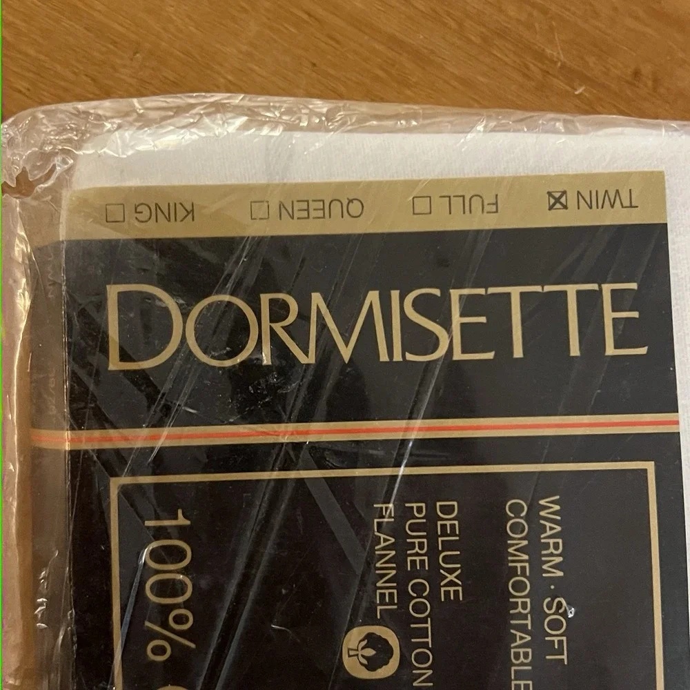 Vintage NIP Dormisette 100% Cotton Flannel Fitted Sheet Twin White Gray Floral